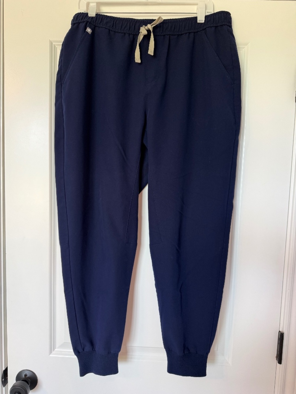 Figs Scrub Pants Men’s Navy Blue Tansen Jogger Scrub Pant